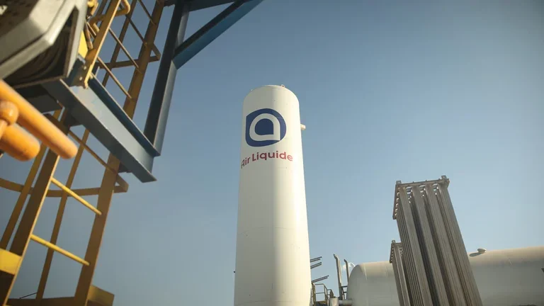 image of air liquide site used as a cover image for a blog about industrial compressed air